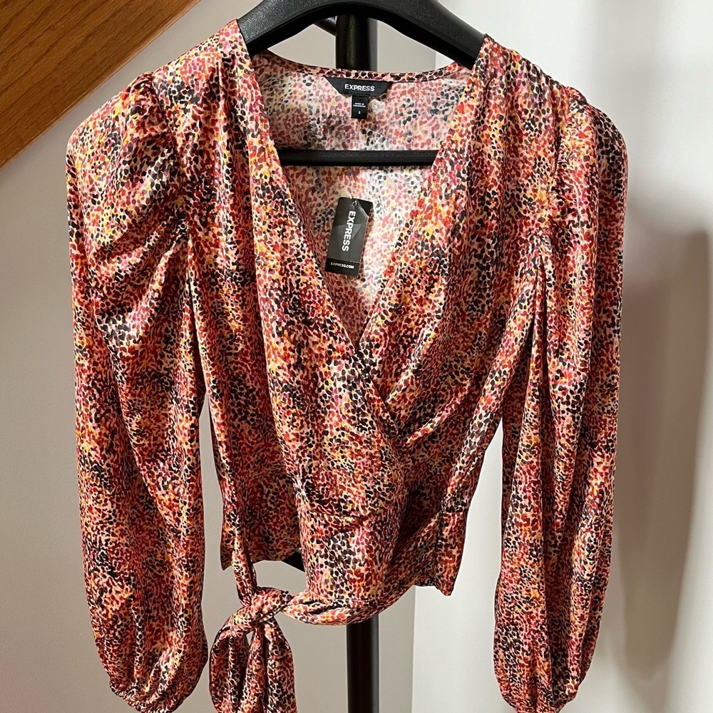 EXPRESS Silk blouse Tie Waist Patterned Blouse, size S